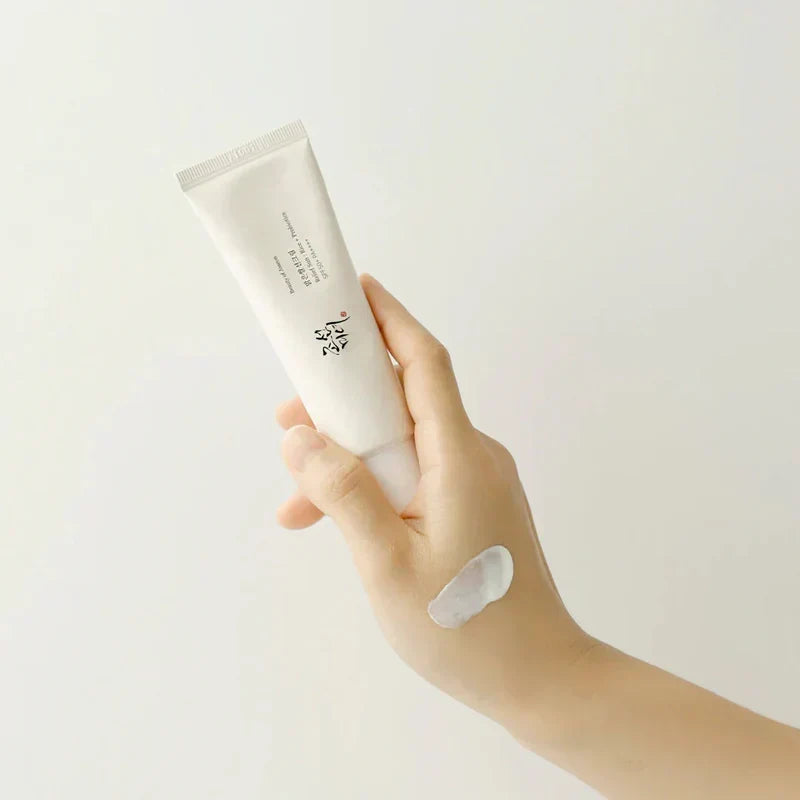 Relief Sun: Rice + Probiotics SPF50+/PA++++